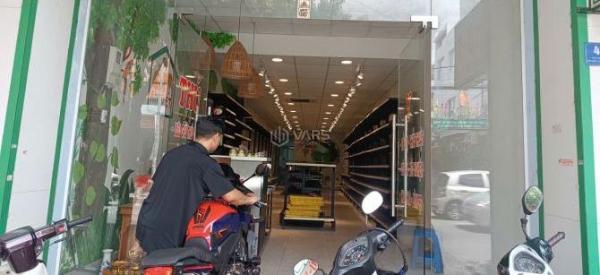 Cho thuê nhà 1T4L mặt tiền đường 🏢 CMT8 Biên Hoà. 4,2x32m 133m 4 lầu. Giá 25tr/th