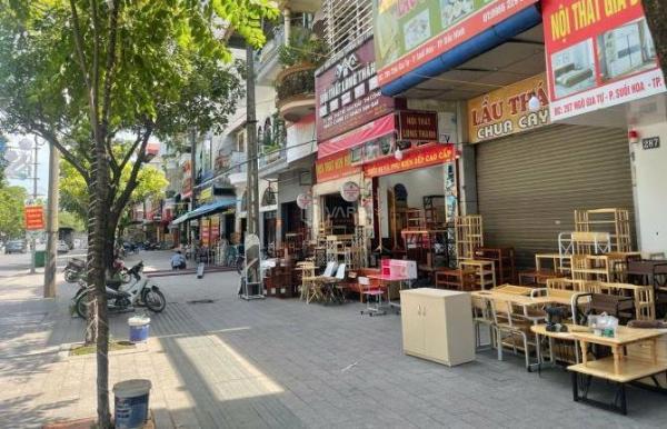 Bán nhà 3 tầng Ngô Gia Tự Suối Hoa dt 86m mt 4m hướng tb giá 👍 18 tỷ