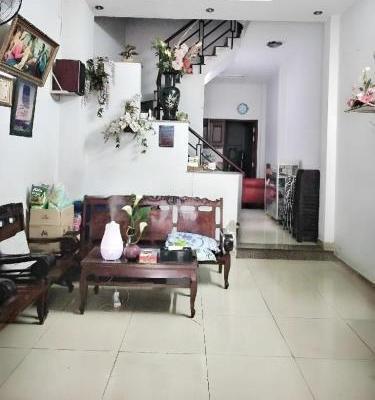 Bán Nhà mặt phố 67m²