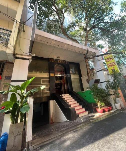 Chủ cần bán Nhà trong hẻm 150m²