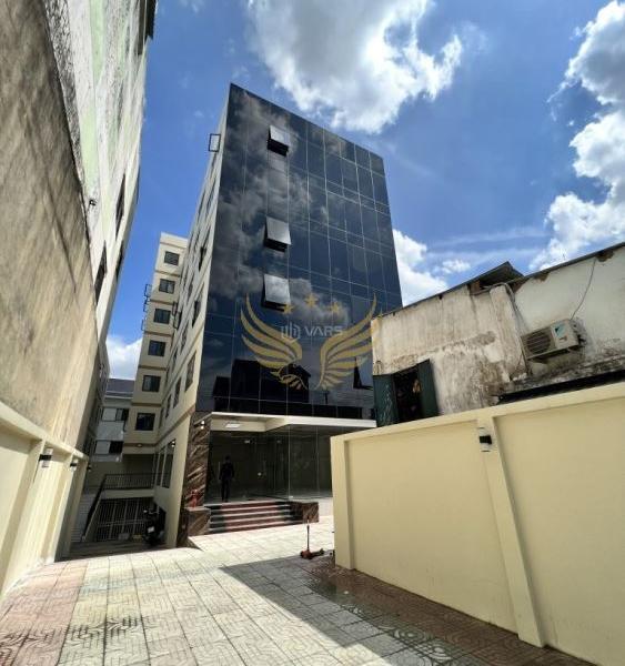 Chủ cho thuê Nhà mặt phố 450m²