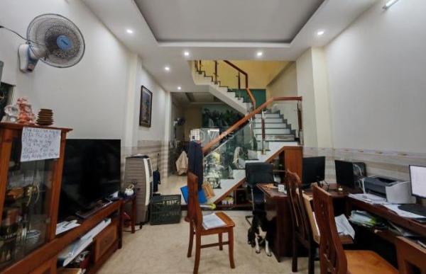 Cần bán Nhà mặt phố 56m²