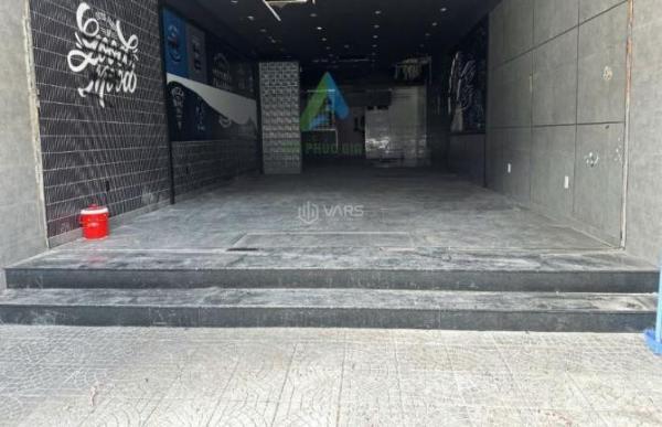 CHO THUÊ NHÀ NGUYÊN CĂN MẶT TIỀN ĐƯỜNG NGUYỄN VĂN LINH - 310 M² - 1 PN - 🏚️ GIÁ 180 TRIỆU