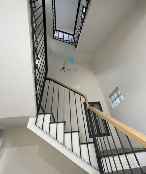 CHO THUÊ NHÀ NGUYÊN CĂN MẶT TIỀN ĐƯỜNG NGUYỄN HỮU THỌ - 52 M² - 2 PN - 👍 GIÁ 20 TRIỆU