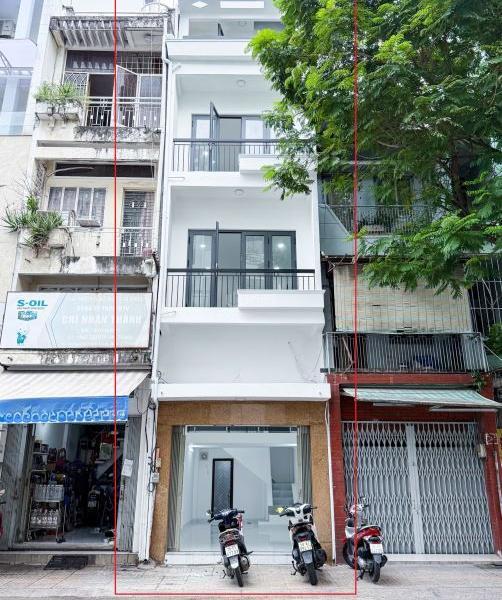 Mặt tiền Nguyễn Thiện Thuật, P.2, Q.3, 3.6m*10m, trệt lửng 3 🏣 lầu, 42tr/th