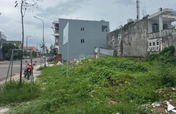 Hàng Hiếm! Căn Góc 2 Mặt Tiền 💥 QL1K Ngang 13m KDC Đông Hòa C – DT 300m² – Giá 14 Tỷ TL