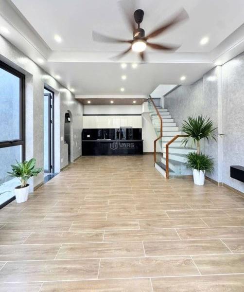 Bán nhà trong ngõ đường kênh 🔥 giá hợp lý