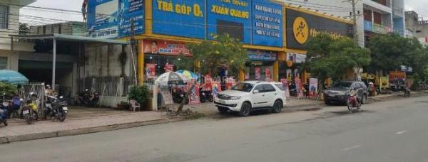 Cho thuê Nhà mặt phố 750m²