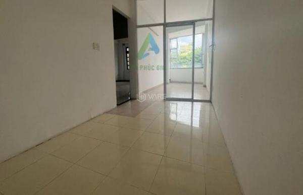 CHO THUÊ NHÀ NGUYÊN CĂN MẶT TIỀN ĐƯỜNG NGUYỄN HOÀNG - 53 🏦 M² - 6 PN - GIÁ 25 TRIỆU