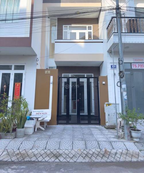 Chủ cần bán Nhà mặt phố 64m²