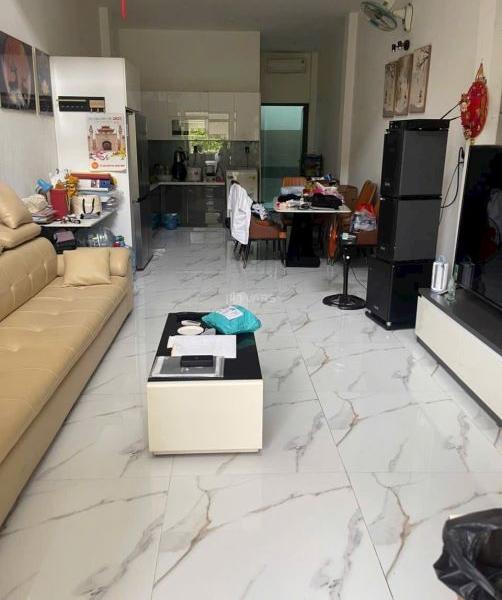 Cần bán Nhà trong hẻm 80m²