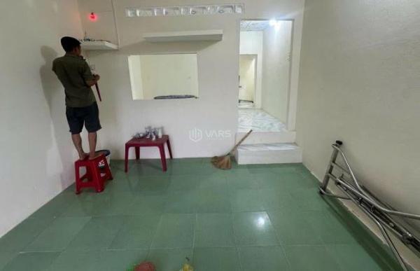 Cần bán Nhà trong hẻm 42m²