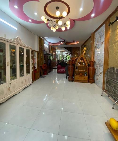 Cho thuê Nhà mặt phố 72m²