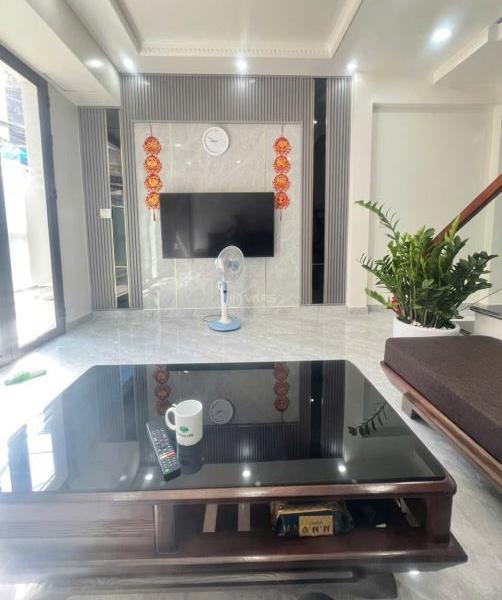 Chủ cần bán Nhà mặt phố 42m²