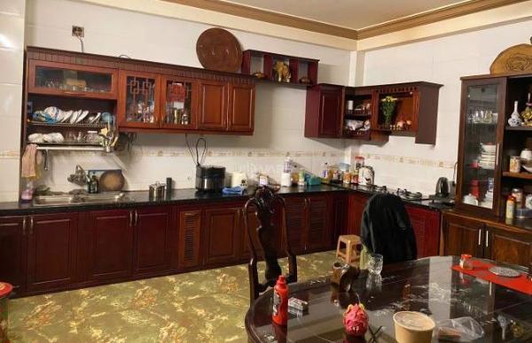 Bán Nhà mặt phố 100m²