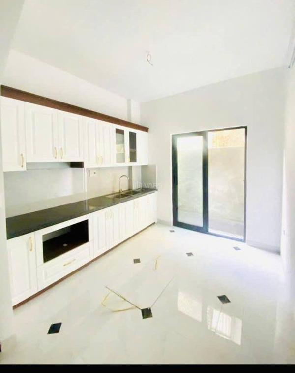Nhà mới 5 tầng phố ngũ nhạc hoàng mai dòng thu 25 triệu tháng giá 🏢 7,68 tỷ tl