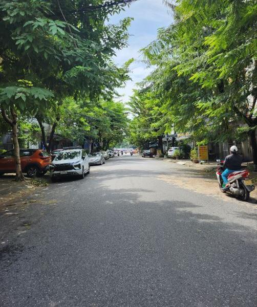 Quá ư rẻ – Nhà mặt phố đường 7m5 – HOÀNG 🏚️ DƯ KHƯƠNG - Sát CV Thanh niên - 3 tầng 3 mê đẹp