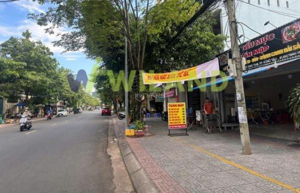 Chủ cần bán Nhà mặt phố 124m²