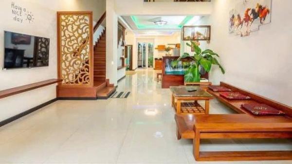 Cho thuê Nhà mặt phố 90m²