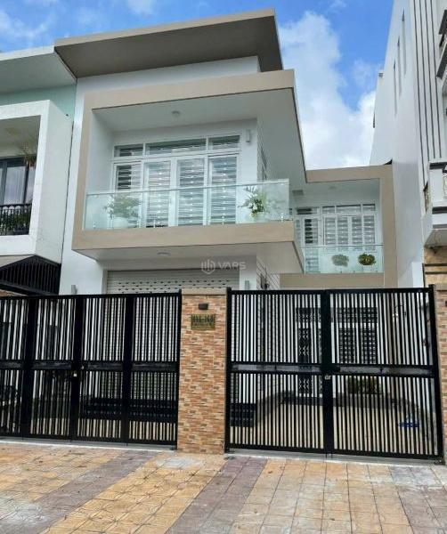 Bán Biệt thự nghỉ dưỡng 180m²