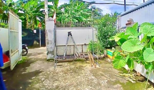 Bán Nhà trong hẻm 120m²