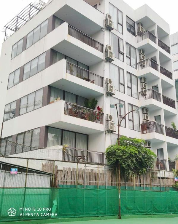 ⭐️bán gấp nhà tây hồ dòng 🏢 tiền 250tr/tháng 200m2 giá 75 tỉ có thương lượng.