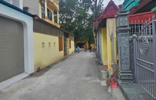 Chủ cần bán Nhà trong hẻm 70m²