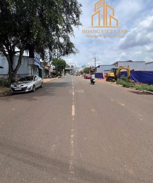 Lô góc 2 mặt tiền kinh doanh đường Y Moan Diện tích : 7,9x20 (đã trừ QH đường 🏠 24m)