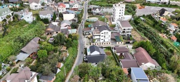 Khuôn đất rẻ view đẹp mặt tiền An Bình, Phường 3, 🏣 Đà Lạt. thích hợp kinh doanh