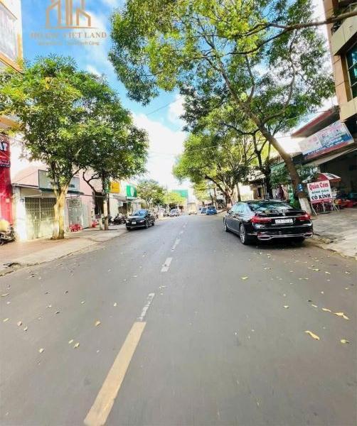 Mặt tiền kinh doanh LÊ HỒNG PHONG Giá Chỉ: 8,6 tỷ 🏚️ 4,3x27 tc 100% ---------------- Nằm