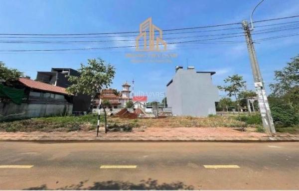 Bán lô đất khu đấu giá Hà Huy Tập, Dt: 5x18,5m (thổ 🏦 cư 100%) hướng Đông Bắc - giá 5,5