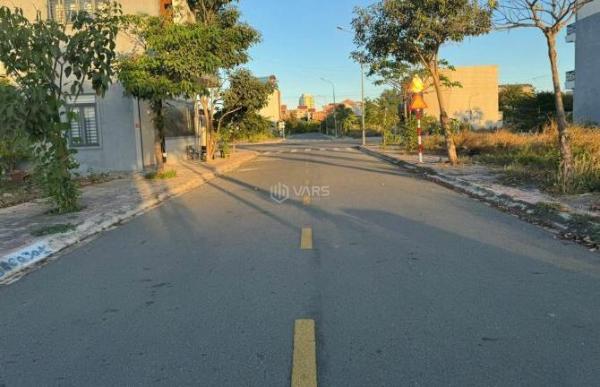 Bán Đất nền riêng lẻ 195m²