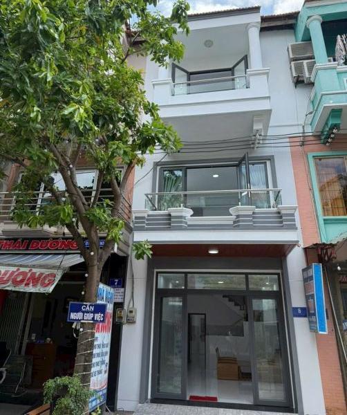 Cần bán Nhà mặt phố 63m²