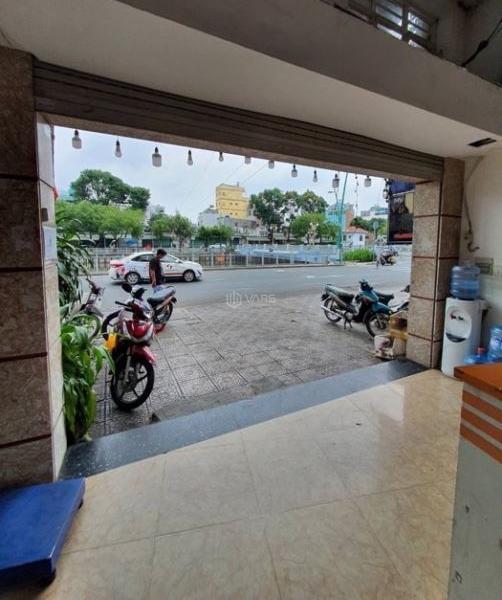 Bán Nhà mặt phố 62m²