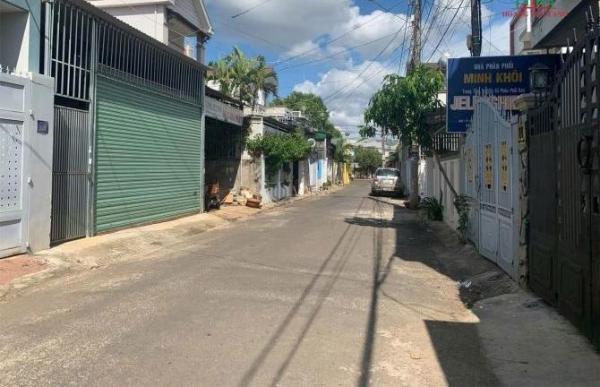 Cần bán nhà mặt tiền Phan Văn Khỏe - đường ngang 🏚️ Lê Thánh Tông. ——— Hiện Trạng nhà cấp