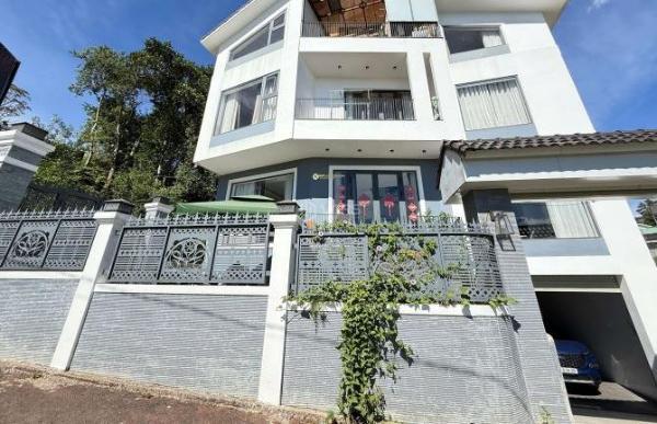 BÁN VILLA 2 MẶT TIỀN THOÁNG ĐƯỜNG VẠN HẠNH – PHƯỜNG 🏢 8 GIÁ CHỈ GẦN 15 TỶ THƯƠNG LƯỢNG