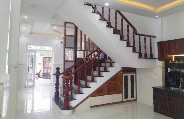 Chủ cần bán Nhà trong hẻm 100m²