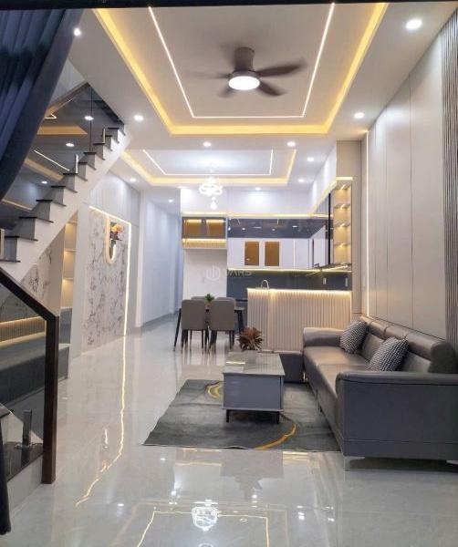 Bán Nhà trong hẻm 135m²