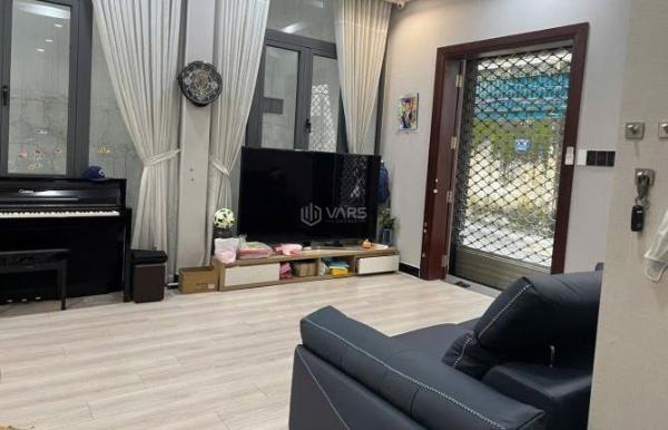 Bán nhà HXH 8m Đường C18 p12 🏚️ Q. TB dt: 4 x 20m KC : 3 lầu giá : 14.5ty