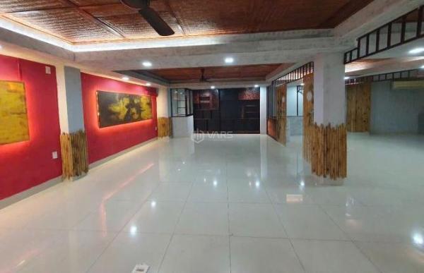 Bán Nhà mặt phố 123m²