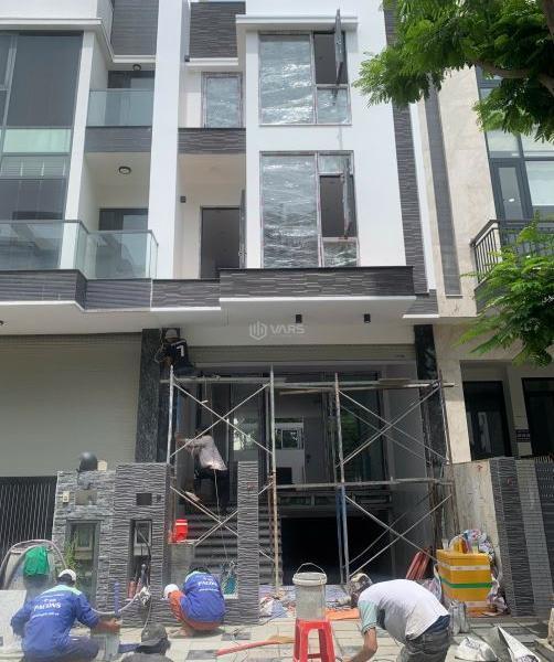Cho thuê văn phòng 5x20, nhà mới 100%, giá 🏬 50tr