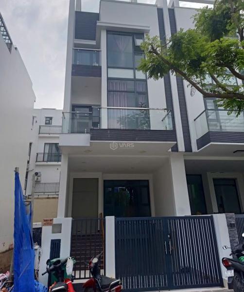Cho thuê Văn phòng, toà nhà văn phòng 100m²