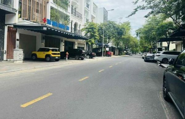 Bán Đất nền riêng lẻ 100m²