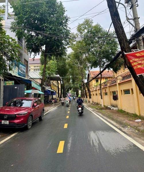 Cần bán Nhà mặt phố 76m²