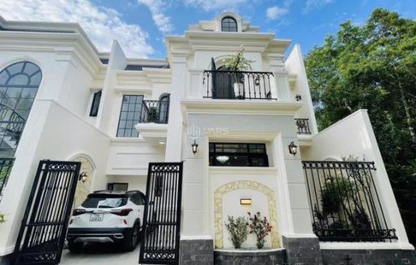 Siêu phẩm biệt thự 2 🏦 tầng Lê Ngô Cát- chỉ 3,7xx tỷ
