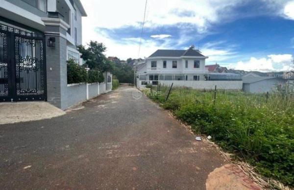 Bán Đất nền riêng lẻ 233m²