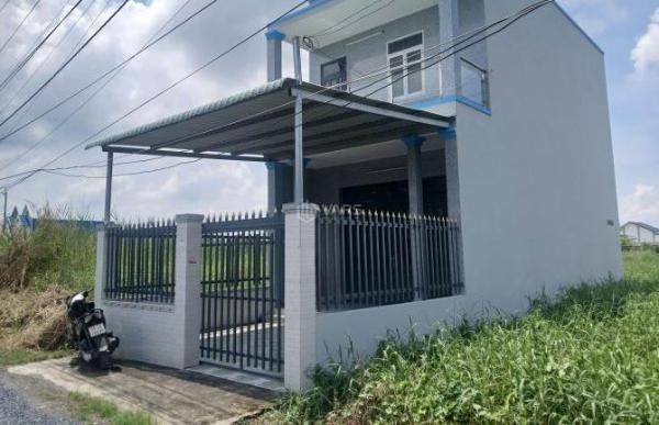 Bán Nhà MT dường 5m, 5 x14m, 💥 SHR, 1 lầu 3pn, giá 1750 bao sang tên