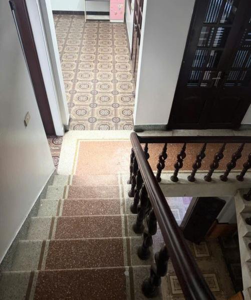 Bán Nhà 3 tầng . Thôn Chè . dt 144m . mt 12m . hướng ĐN . 🏚️ giá 5 tỷ 750