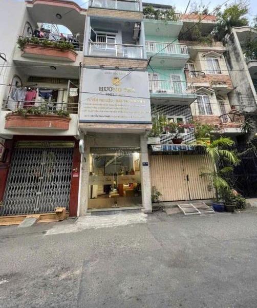 Cho 🏢 thuê nhà Hxh Nguyễn Thiện Thuật, P2, Q3, 3x10m Trệt + 3 Lầu, sàn trống suốt - Giá 18T