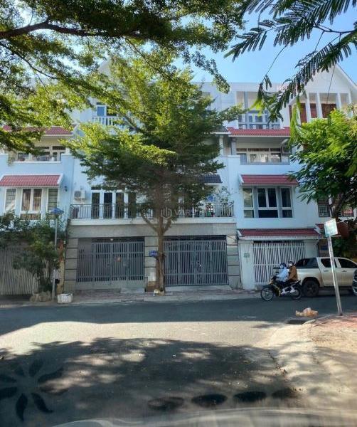 Bán nhà 4 tầng ngang 10m Phước 🏤 Long - Nha Trang( dòng tiền 45tr/ tháng)